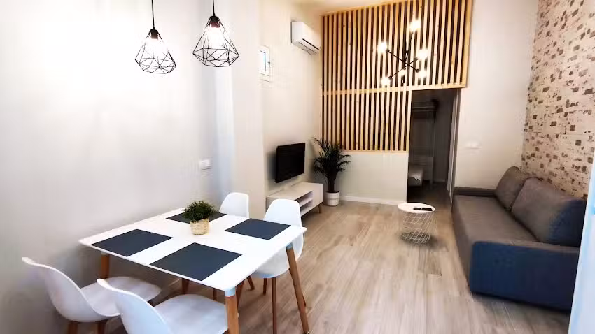 Apartamento Deluxe Palace &ndash; Alojamientos La Torre