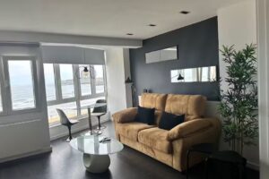 Apartamento Escalera 9