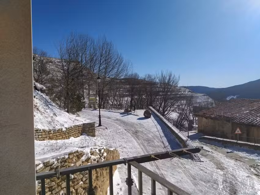 APARTAMENTO MAR&Iacute;A-VALDELINARES