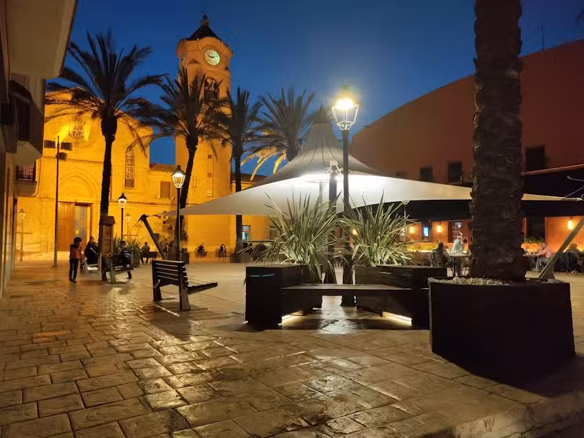 Apartamento plaza de la iglesia