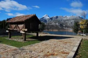 Apartamento Plaza De Los Pueblos