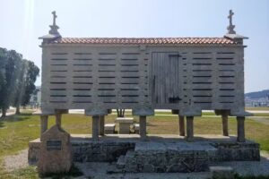 Apartamento Tur&iacute;stico Atico Formoso Cee