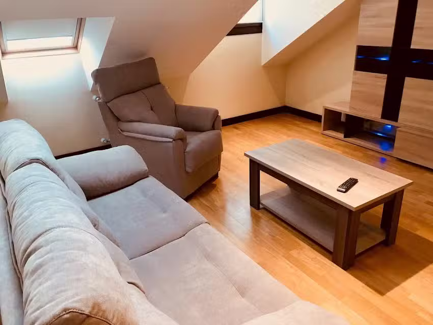 APARTAMENTO TUR&Iacute;STICO EYSINES 22 LICENCIA VV1118