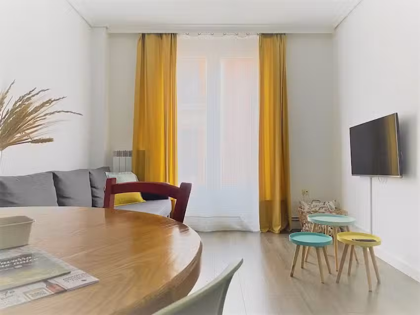 Apartamento Tur&iacute;stico Pamplona &ndash; Ayla Camino de Santiago