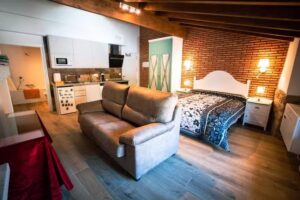 APARTAMENTOS A FALA SAN MARTIN DE TREVEJO