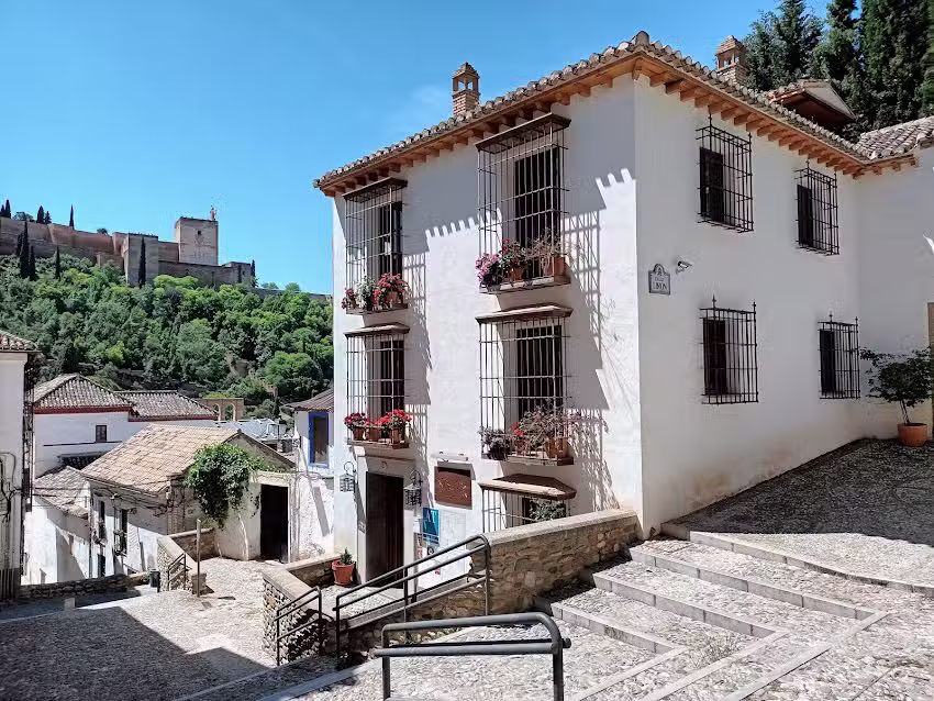 Apartamentos Alhambra