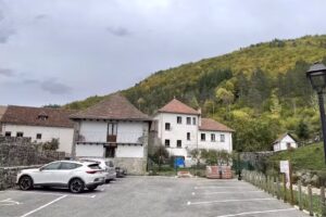 Apartamentos Apezarena Irati