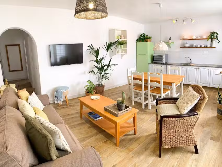 Apartamentos Bah&iacute;a La Santa