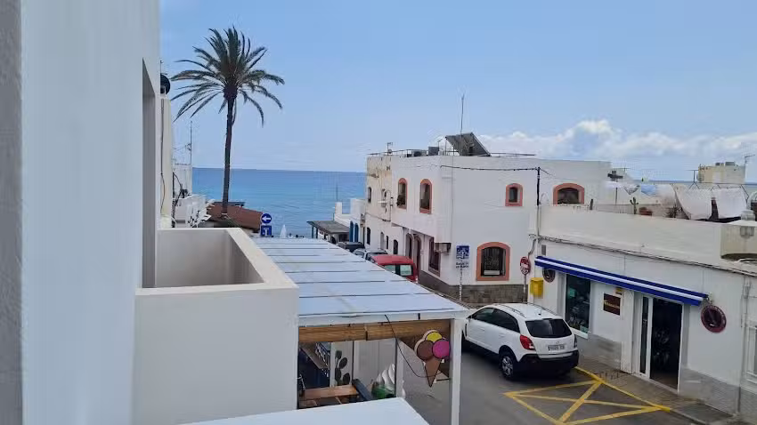 Apartamentos Bah&iacute;a Mar