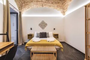 Apartamentos C&aacute;ceres Central Suites