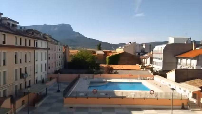 Apartamentos Cambras Jaca