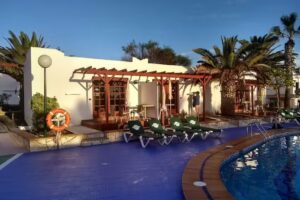 Apartamentos Castillo Beach