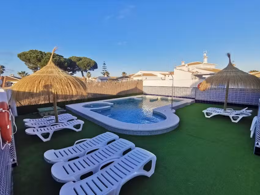 Apartamentos Costaluz