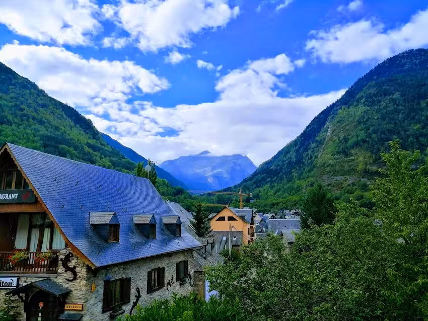 Apartamentos Deth Camin Reiau