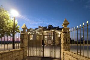 APARTAMENTOS DO&Ntilde;A URRACA