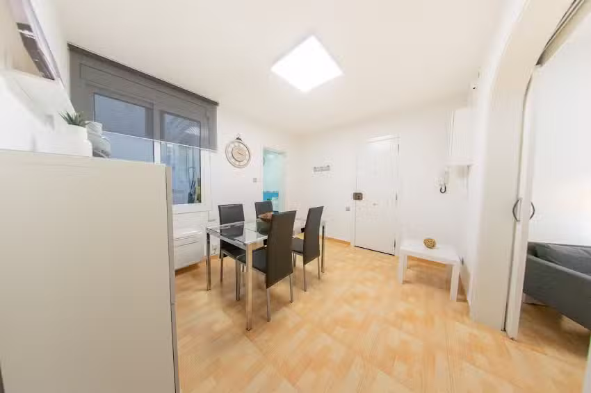 Apartamentos dondecornella | by Ahllenrock