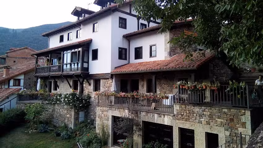 Apartamentos El Nial de Potes