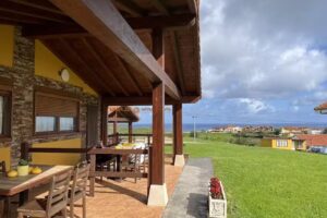 Apartamentos El Prau