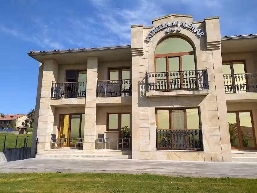 Apartamentos Estrella del Alemar
