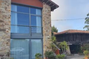 Apartamentos L&rsquo; Alfar de Lli&ntilde;eru