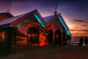 Apartamentos La Arena