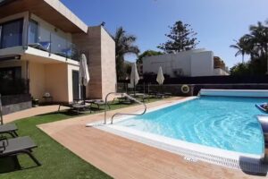 Apartamentos La Cataleya