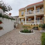 Apartamentos La Granja