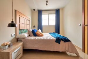 Apartamentos La Macarena Airport