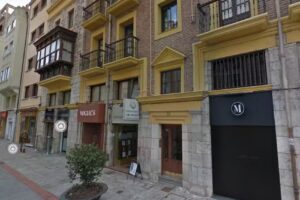 Apartamentos La Moneda