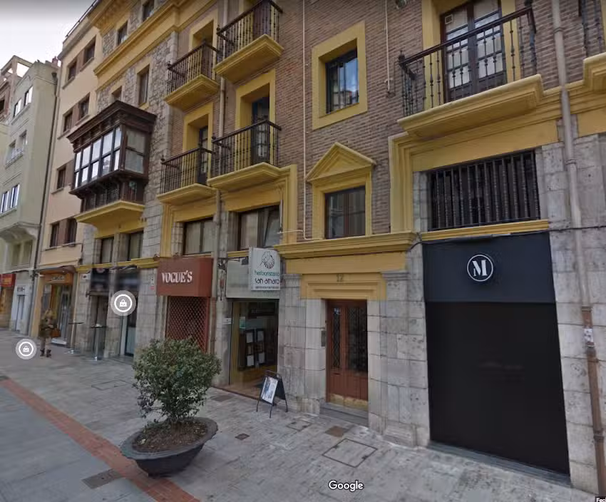 Apartamentos La Moneda