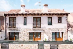 Apartamentos La Parra