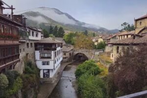 Apartamentos La Ventana de Picos