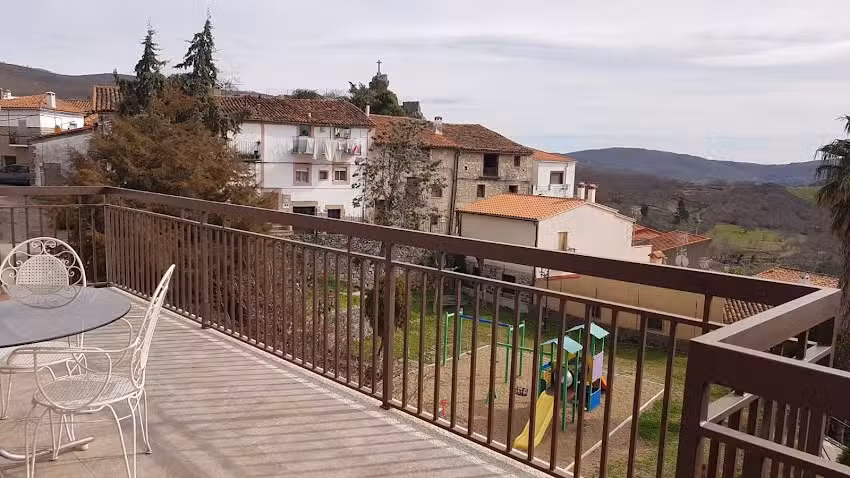 Apartamentos Las Huertas &ndash; Villamiel (Sierra de Gata)