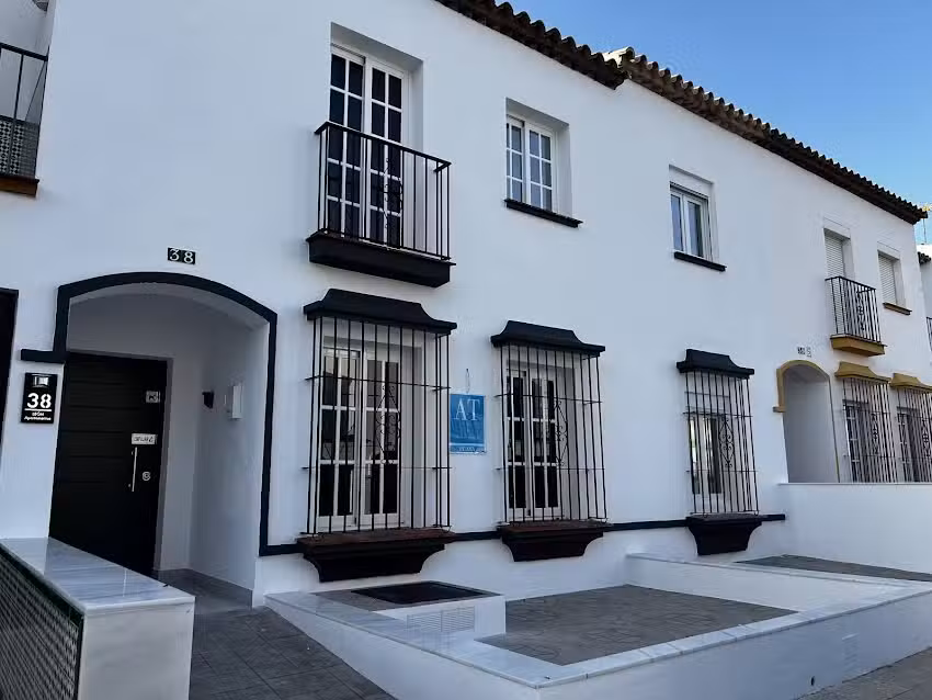 Apartamentos Le&oacute;n 38