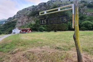 Apartamentos Les Vegues