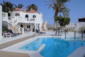 Apartamentos LIVVO Galera Beach