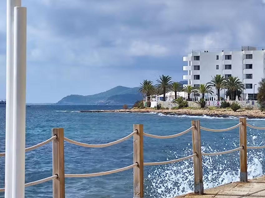 Apartamentos Llevant