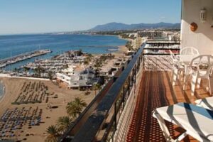 Apartamentos Mediterr&aacute;neo