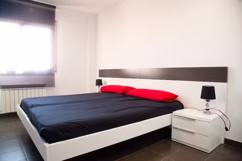 APARTAMENTOS MEQUEDO EN ALCA&Ntilde;IZ