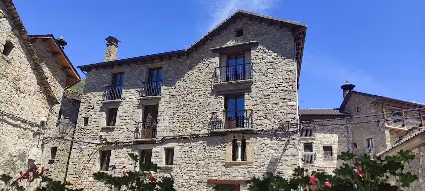 Apartamentos Miguel Torla &ndash; Ordesa