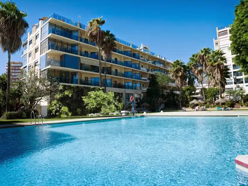 Apartamentos MS Puerto Marina (antes Pepita)