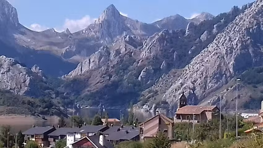 Apartamentos Pico Llerenes