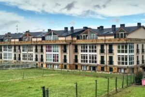 Apartamentos Playa de las Catedrales 3000