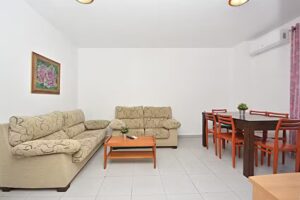 Apartamentos Plaza