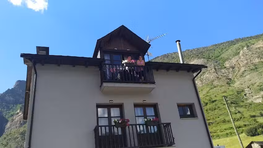 Apartamentos Pont Rom&agrave;nic