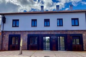 Apartamentos Puertas Del Orbigo