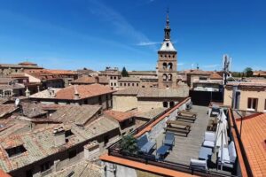 Apartamentos Real Segovia