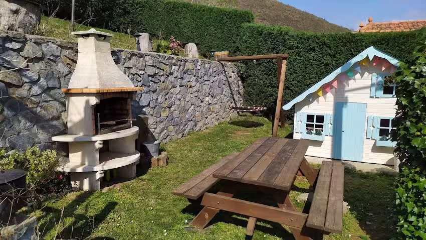 Apartamentos Rurales Cam&iacute;n de Muniellos