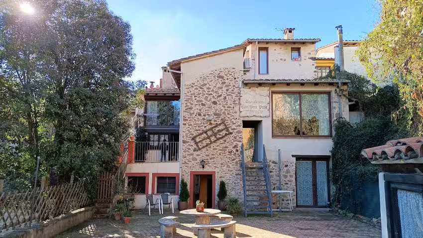 Apartamentos Rurales Can Pere Petit