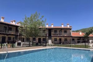 Apartamentos Rurales Do&ntilde;a Jimena del Ambroz